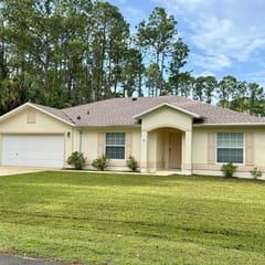 *Newly updated! 2 king beds | 4 bedroom/2 bathroom