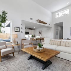 3 bedroom/2 bath | 5 mins to downtown