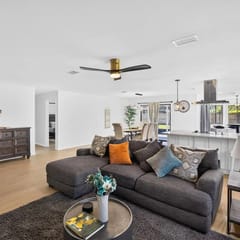 3 bedroom | 3 bath | Minutes to beach | Relaxation