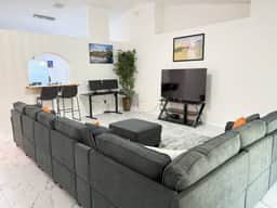 *Newly updated! 2 king beds | 4 bedroom/2 bathroom