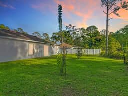 New Home | Central location | Small Dogs OK