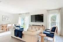New Home | Central location | Small Dogs OK