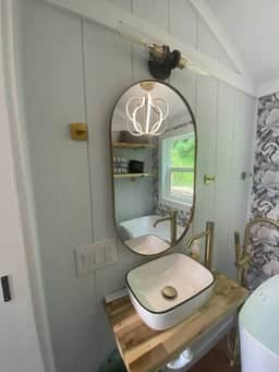 Luxury Tiny Home | Riverfront | Lolo’s house - Image 4