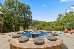 Serene River view Retreat w/Hot Tub+Pool+Boat Dock - Image 3