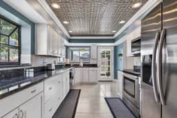 Casa Palmera - Waterfront Home & Private Dock - Image 3