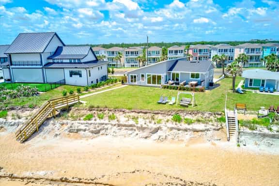 3-bedroom 3-bath beachfront house in amazing Flagler Beach FL - Image 1