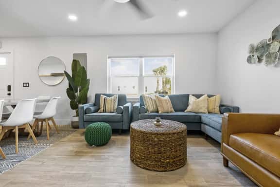Steps to the beach - 3 bedroom/2 bath - Firepit - Image 1