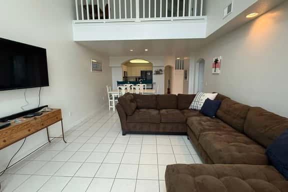 Beach across A1A | 3 bedroom 2 bath | trucks ok - Image 1