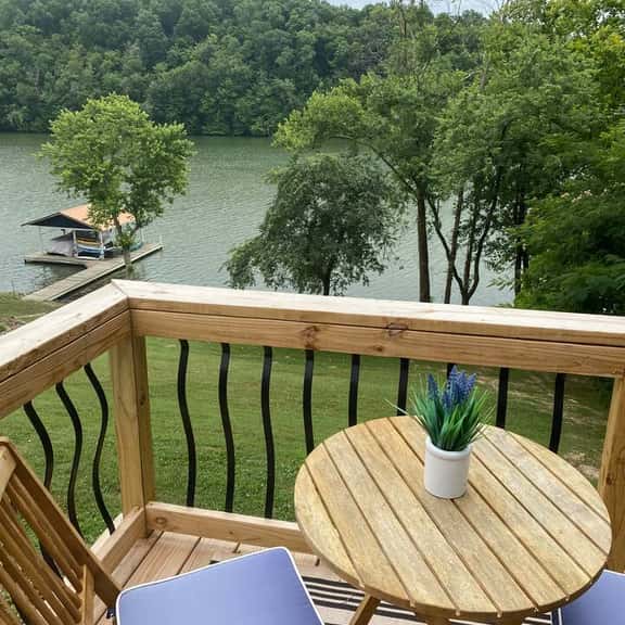 Luxury Tiny Home | Riverfront | Lolo’s house - Image 1