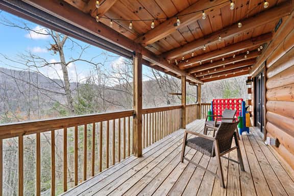 *Family & Dog-Friendly! 3 bedroom/2 bath Cabin