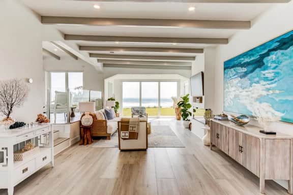 3-bedroom 3-bath beachfront house in amazing Flagler Beach FL