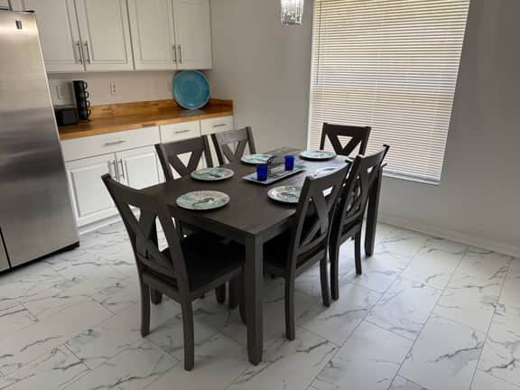 *Newly updated! 2 king beds | 4 bedroom/2 bathroom