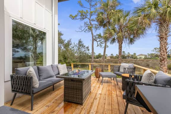 3 bedroom/2 bath | 5 mins to downtown