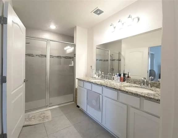 *New | 4 bedroom | sleeps 8 comfy | large yard