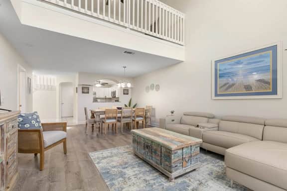 Ocean views | A1A | 4 beds | sleeps 8 - Image 5
