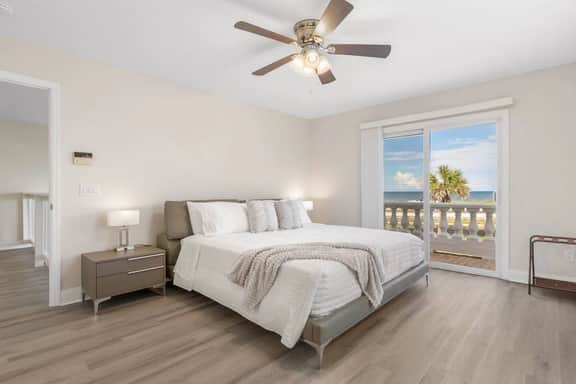 Ocean views | A1A | 4 beds | sleeps 8 - Image 3