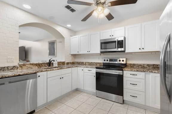 Ocean Views | Sleeps 8 | 4 beds | family-friendly - Image 3