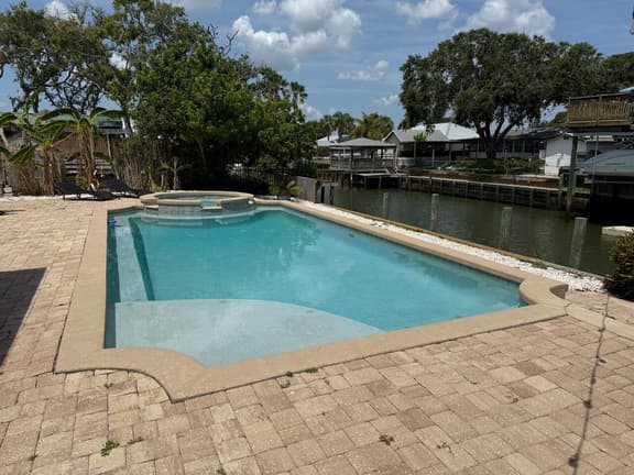Pool | Dog-Friendly | Walk to beach | 4 beds