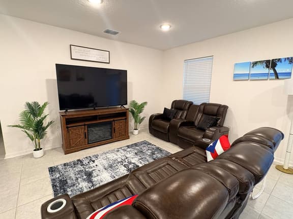 *New | 4 bedroom | sleeps 8 comfy | large yard