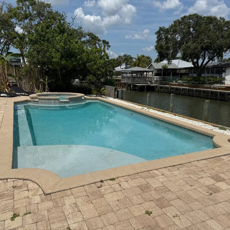 Pool | Dog-Friendly | Walk to beach | 4 beds